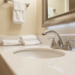 23 Guest Bathroom Decoration Ideas for a Welcoming Space